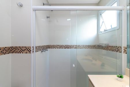 Apartamento à venda com 104m², 3 quartos e 2 vagas Apartamento à venda com 104m², 3 quartos e 2 vagasBanheiro da Suíte