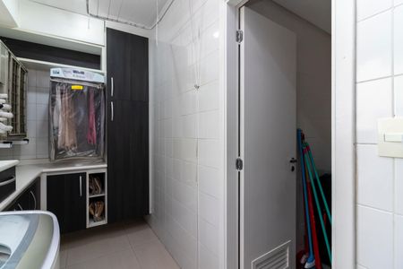 Apartamento à venda com 104m², 3 quartos e 2 vagas Apartamento à venda com 104m², 3 quartos e 2 vagasÁrea de Serviço