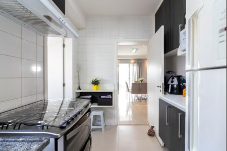 Apartamento à venda com 104m², 3 quartos e 2 vagas Apartamento à venda com 104m², 3 quartos e 2 vagasCozinha