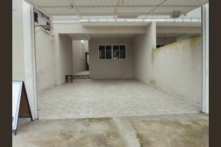 Casa à venda com 160m², 3 quartos e 2 vagas