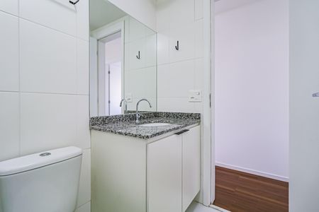 Apartamento para alugar com 56m², 2 quartos e 1 vaga Apartamento para alugar com 56m², 2 quartos e 1 vagaBanheiro
