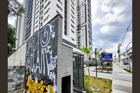 Apartamento para alugar com 56m², 2 quartos e 1 vaga Apartamento para alugar com 56m², 2 quartos e 1 vagaFachada