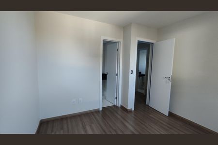 Apartamento à venda com 98m², 2 quartos e 2 vagas Apartamento à venda com 98m², 2 quartos e 2 vagasSuíte