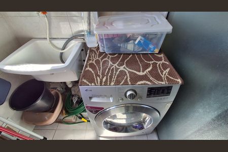 Apartamento para alugar com 60m², 2 quartos e 1 vagaÁrea de Serviço