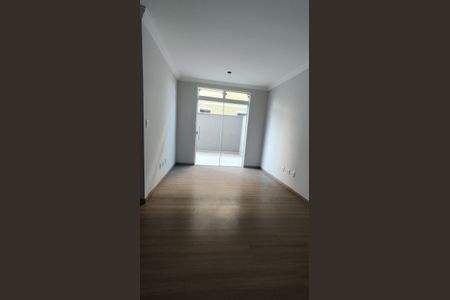 Apartamento à venda com 130m², 2 quartos e 2 vagasSala