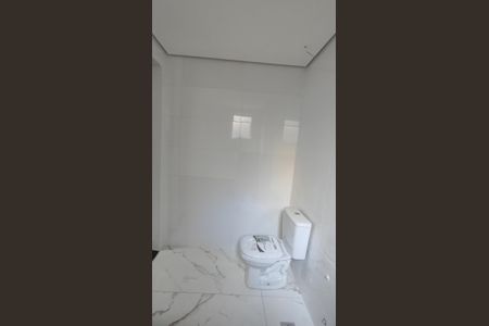 Apartamento à venda com 130m², 2 quartos e 2 vagasBanheiro da Suíte 