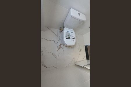 Apartamento à venda com 130m², 2 quartos e 2 vagasBanheiro 