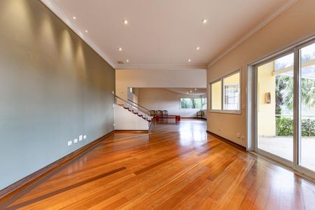 Casa à venda com 754m², 4 quartos e 4 vagas Casa à venda com 754m², 4 quartos e 4 vagasFoto 04