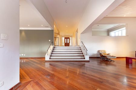 Casa à venda com 754m², 4 quartos e 4 vagas Casa à venda com 754m², 4 quartos e 4 vagasFoto 07