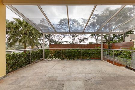 Casa à venda com 754m², 4 quartos e 4 vagas Casa à venda com 754m², 4 quartos e 4 vagasFoto 12