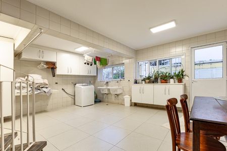 Casa à venda com 754m², 4 quartos e 4 vagas Casa à venda com 754m², 4 quartos e 4 vagasFoto 18