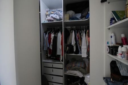 Apartamento para alugar com 102m², 3 quartos e 2 vagasCloset da suíte