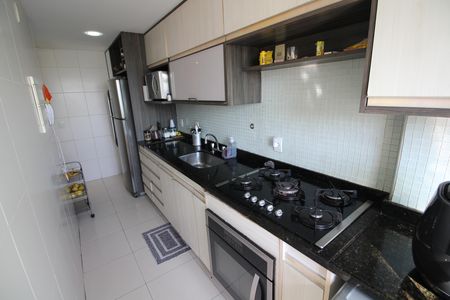 Apartamento para alugar com 102m², 3 quartos e 2 vagasCozinha