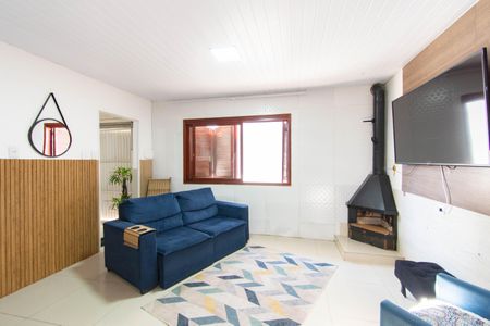 Casa à venda com 300m², 6 quartos e 5 vagas Casa à venda com 300m², 6 quartos e 5 vagasSala