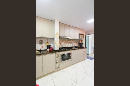 Casa à venda com 300m², 6 quartos e 5 vagas Casa à venda com 300m², 6 quartos e 5 vagasCozinha