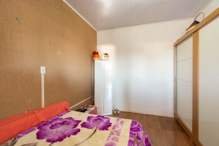 Casa à venda com 300m², 6 quartos e 5 vagas Casa à venda com 300m², 6 quartos e 5 vagasQuarto 2