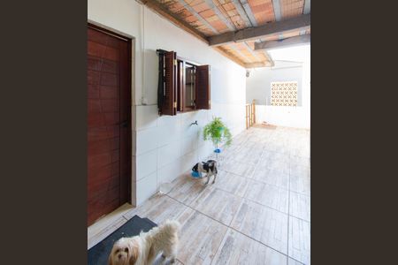 Casa à venda com 300m², 6 quartos e 5 vagas Casa à venda com 300m², 6 quartos e 5 vagasÁrea Externa