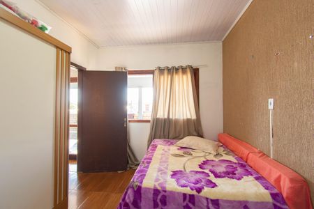 Casa à venda com 300m², 6 quartos e 5 vagas Casa à venda com 300m², 6 quartos e 5 vagasQuarto 2