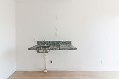 Apartamento à venda com 29m², 1 quarto e sem vaga Apartamento à venda com 29m², 1 quarto e sem vagaSala / Cozinha