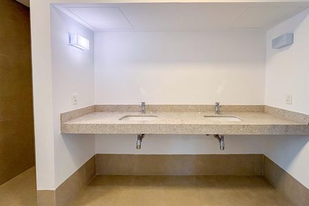 Apartamento à venda com 156m², 3 quartos e 1 vagaBanheiro da Suíte 2