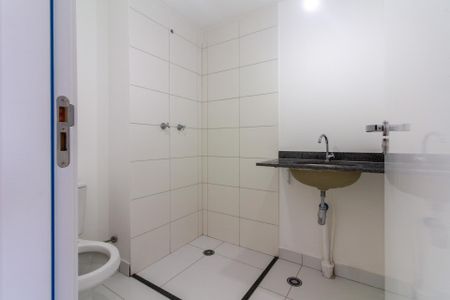 Studio à venda com 24m², 1 quarto e sem vaga Studio à venda com 24m², 1 quarto e sem vagaBanheiro Social