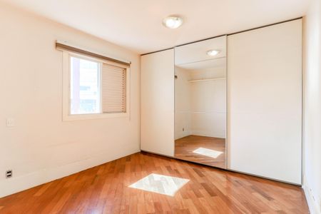 Apartamento à venda com 311m², 3 quartos e 4 vagasSuíte 2