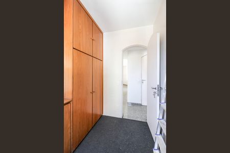 Apartamento à venda com 311m², 3 quartos e 4 vagasQuarto de Serviço 2