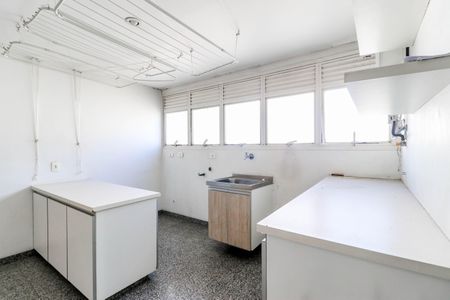 Apartamento à venda com 311m², 3 quartos e 4 vagasÁrea de Serviço