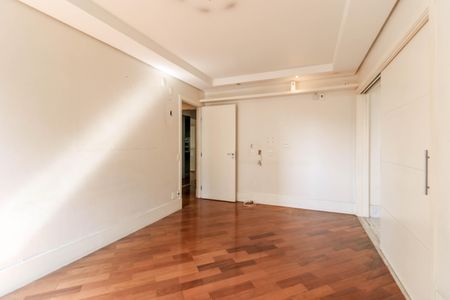 Apartamento à venda com 311m², 3 quartos e 4 vagasSala de TV