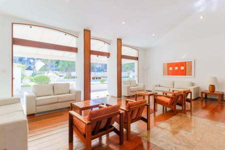 Apartamento à venda com 311m², 3 quartos e 4 vagasÁrea comum - Salão de festas