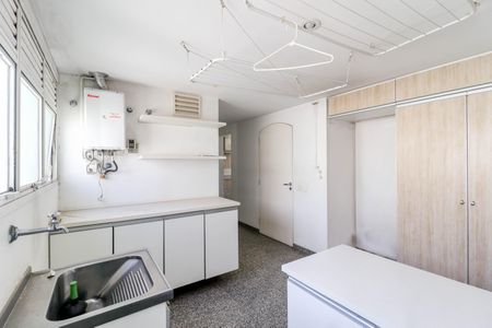 Apartamento à venda com 311m², 3 quartos e 4 vagasÁrea de Serviço
