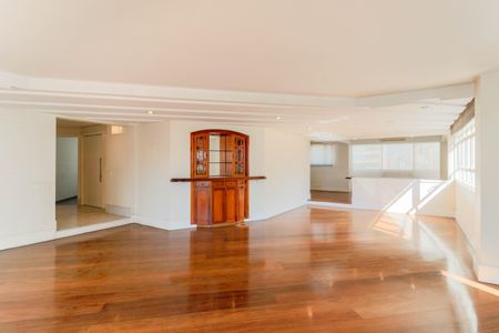 Apartamento à venda com 311m², 3 quartos e 4 vagasSala