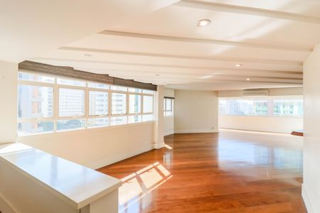 Apartamento à venda com 311m², 3 quartos e 4 vagasSala