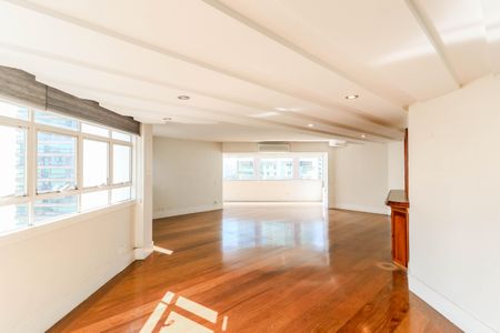 Apartamento à venda com 311m², 3 quartos e 4 vagasSala