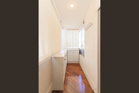 Apartamento à venda com 311m², 3 quartos e 4 vagasVaranda da Suíte 1