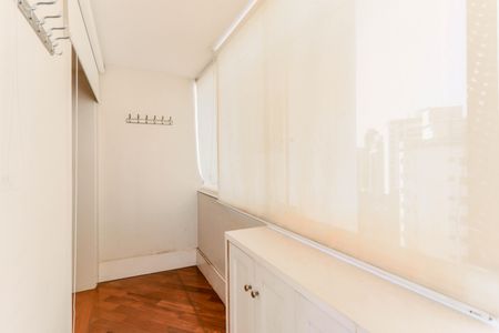 Apartamento à venda com 311m², 3 quartos e 4 vagasVaranda da Suíte 1