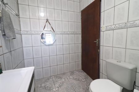 Casa à venda com 150m², 4 quartos e 2 vagasBanheiro