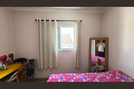 Casa à venda com 181m², 3 quartos e 4 vagas Casa à venda com 181m², 3 quartos e 4 vagasQuarto 2