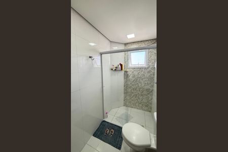 Casa à venda com 181m², 3 quartos e 4 vagas Casa à venda com 181m², 3 quartos e 4 vagasBanheiro da Suíte