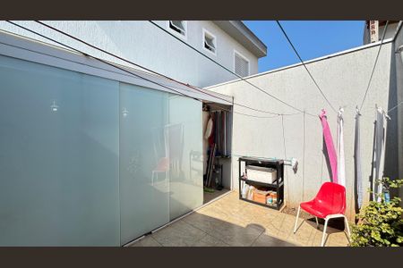 Casa à venda com 181m², 3 quartos e 4 vagas Casa à venda com 181m², 3 quartos e 4 vagasÁrea comum