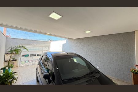 Casa à venda com 181m², 3 quartos e 4 vagas Casa à venda com 181m², 3 quartos e 4 vagasGaragem