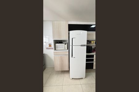 Casa à venda com 181m², 3 quartos e 4 vagas Casa à venda com 181m², 3 quartos e 4 vagasCozinha