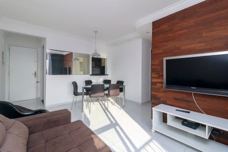 Apartamento à venda com 69m², 3 quartos e 1 vaga Apartamento à venda com 69m², 3 quartos e 1 vagaSala