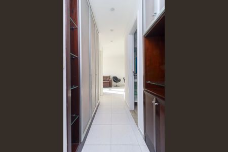 Apartamento à venda com 69m², 3 quartos e 1 vaga Apartamento à venda com 69m², 3 quartos e 1 vagaCorredor