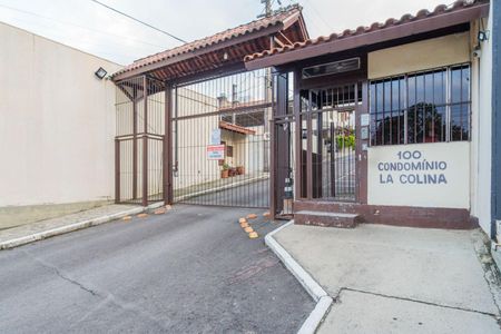 Casa de condomínio à venda com 56m², 2 quartos e 1 vagaFachada