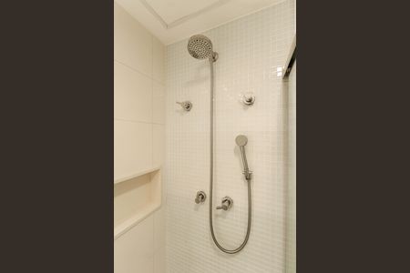 Apartamento para alugar com 60m², 2 quartos e 2 vagasBanheiro da Suíte