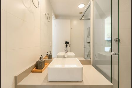 Apartamento para alugar com 60m², 2 quartos e 2 vagasBanheiro