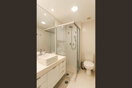Apartamento para alugar com 60m², 2 quartos e 2 vagasBanheiro da Suíte