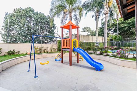 Apartamento à venda com 60m², 2 quartos e 1 vaga Apartamento à venda com 60m², 2 quartos e 1 vagaÁrea comum - Playground