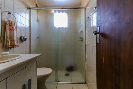 Apartamento à venda com 60m², 2 quartos e 1 vaga Apartamento à venda com 60m², 2 quartos e 1 vagaBanheiro
